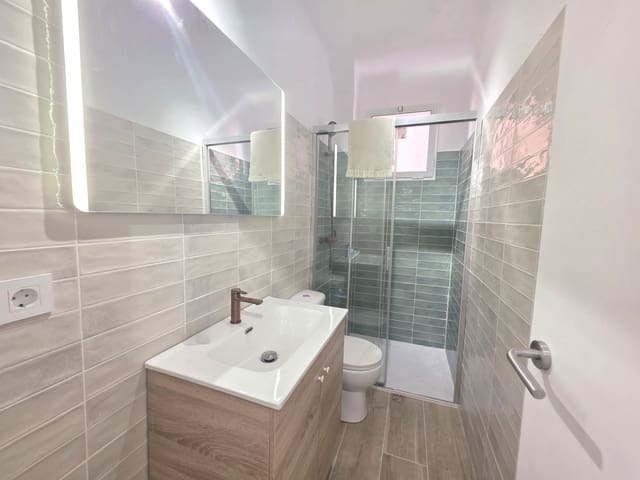 3 bedroom Apartment for sale in Santa Pola - € 197,000 (Ref: 9979514)