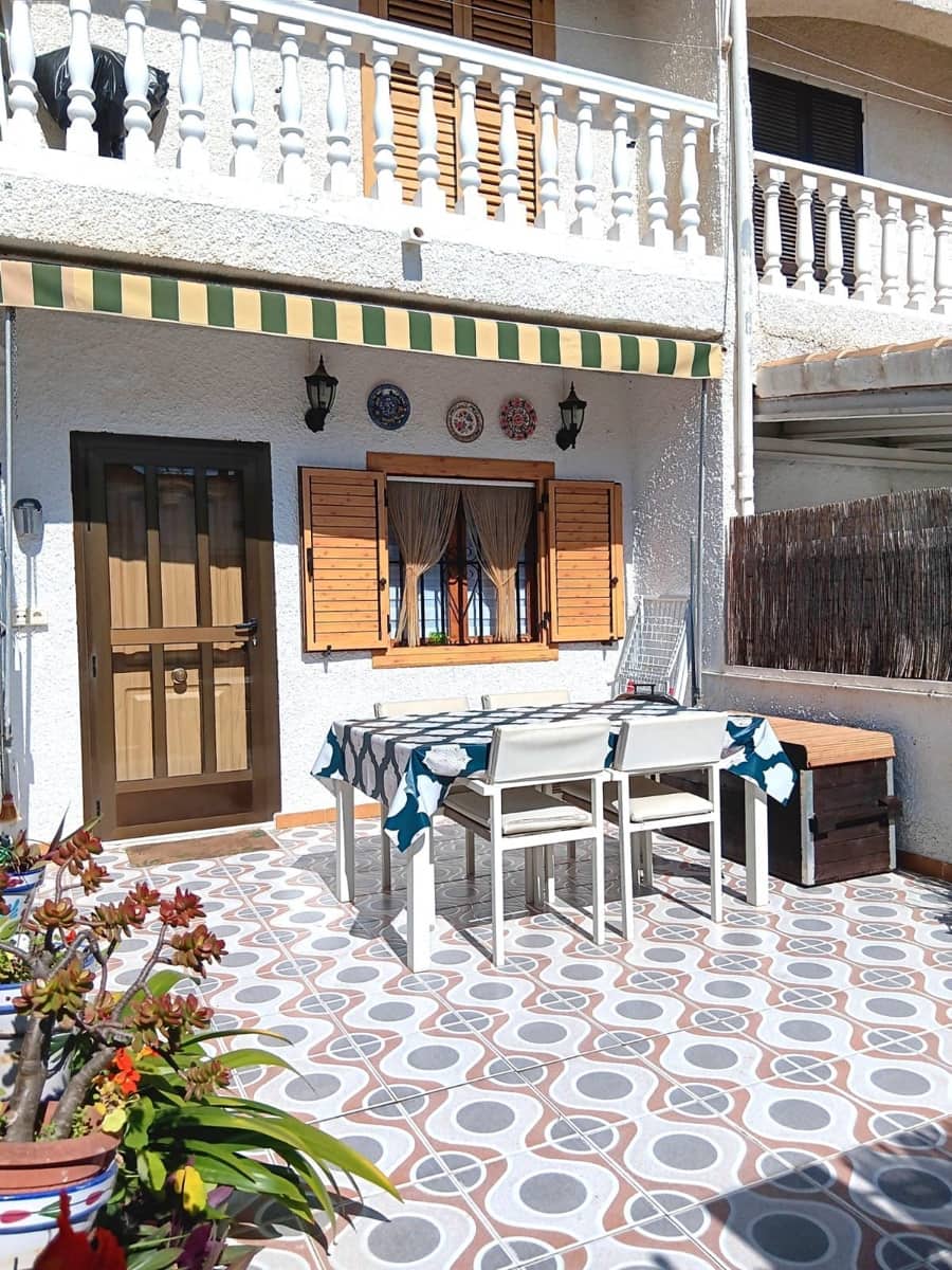 Bungalow de 2 habitaciones en Santa Pola en venta con piscina garaje - 230.000 € (Ref: 9981821)