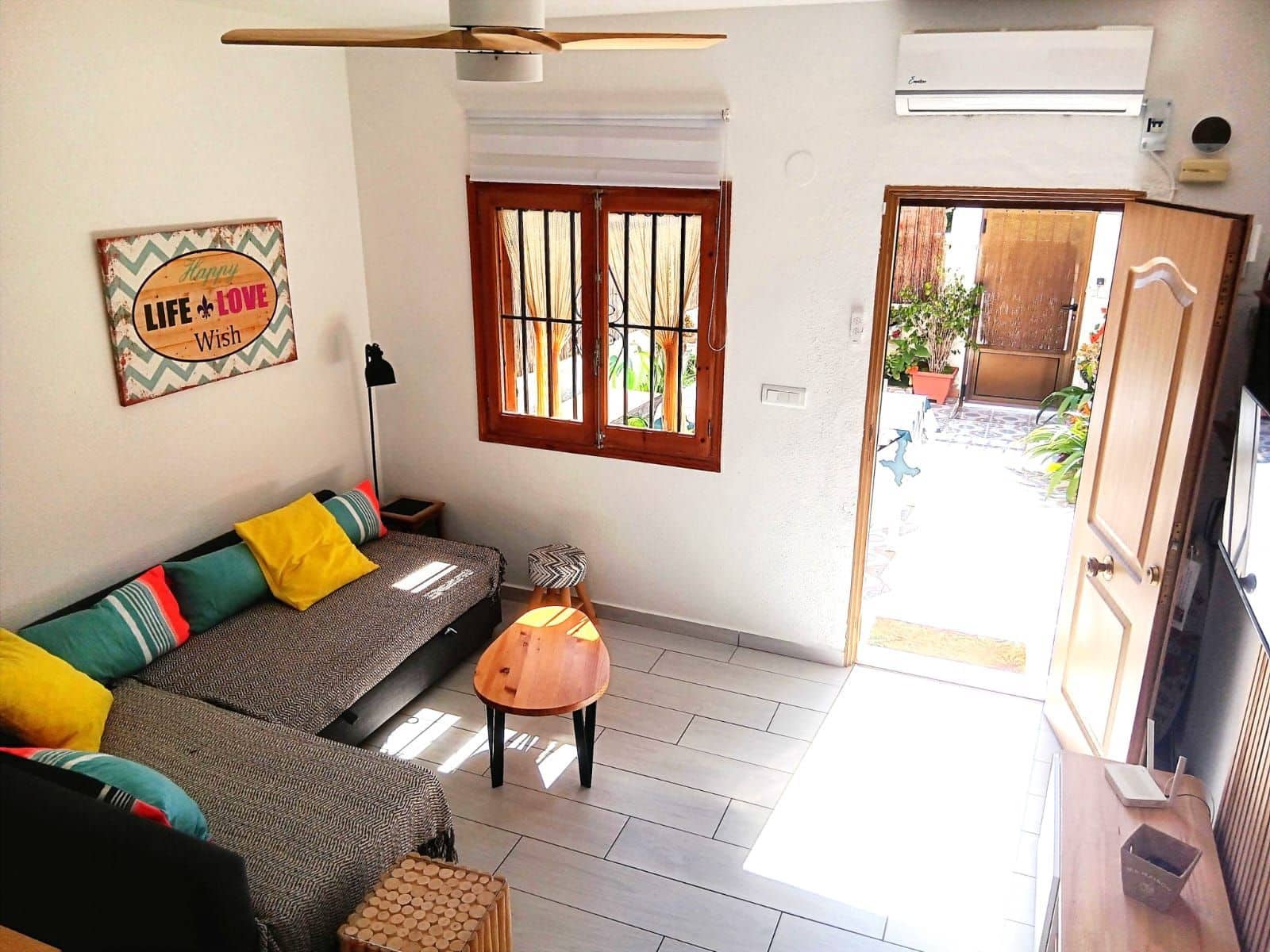 Bungalow de 2 habitaciones en Santa Pola en venta con piscina garaje - 230.000 € (Ref: 9981821)