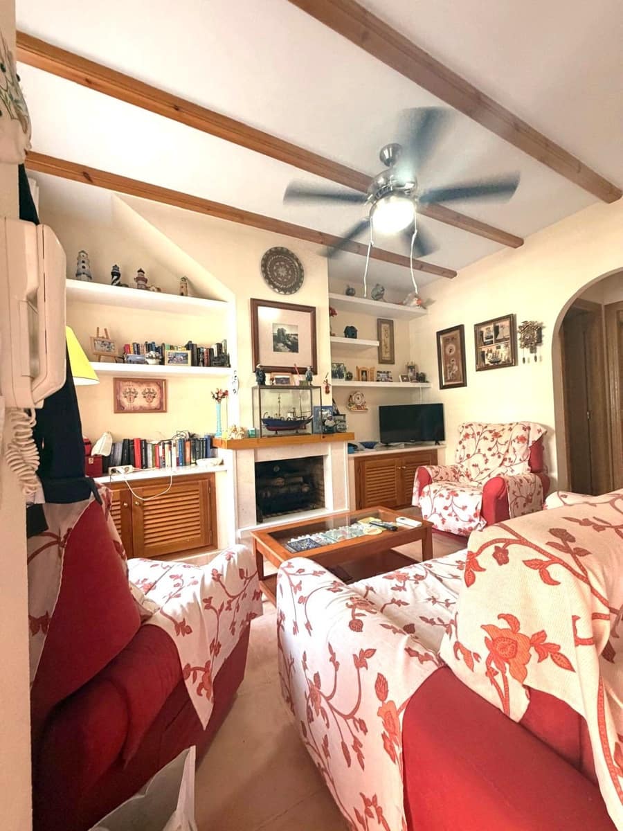 3 makuuhuone Omakotitalo myytävänä paikassa Santa Pola - 265 000 € (Ref: 9990274)