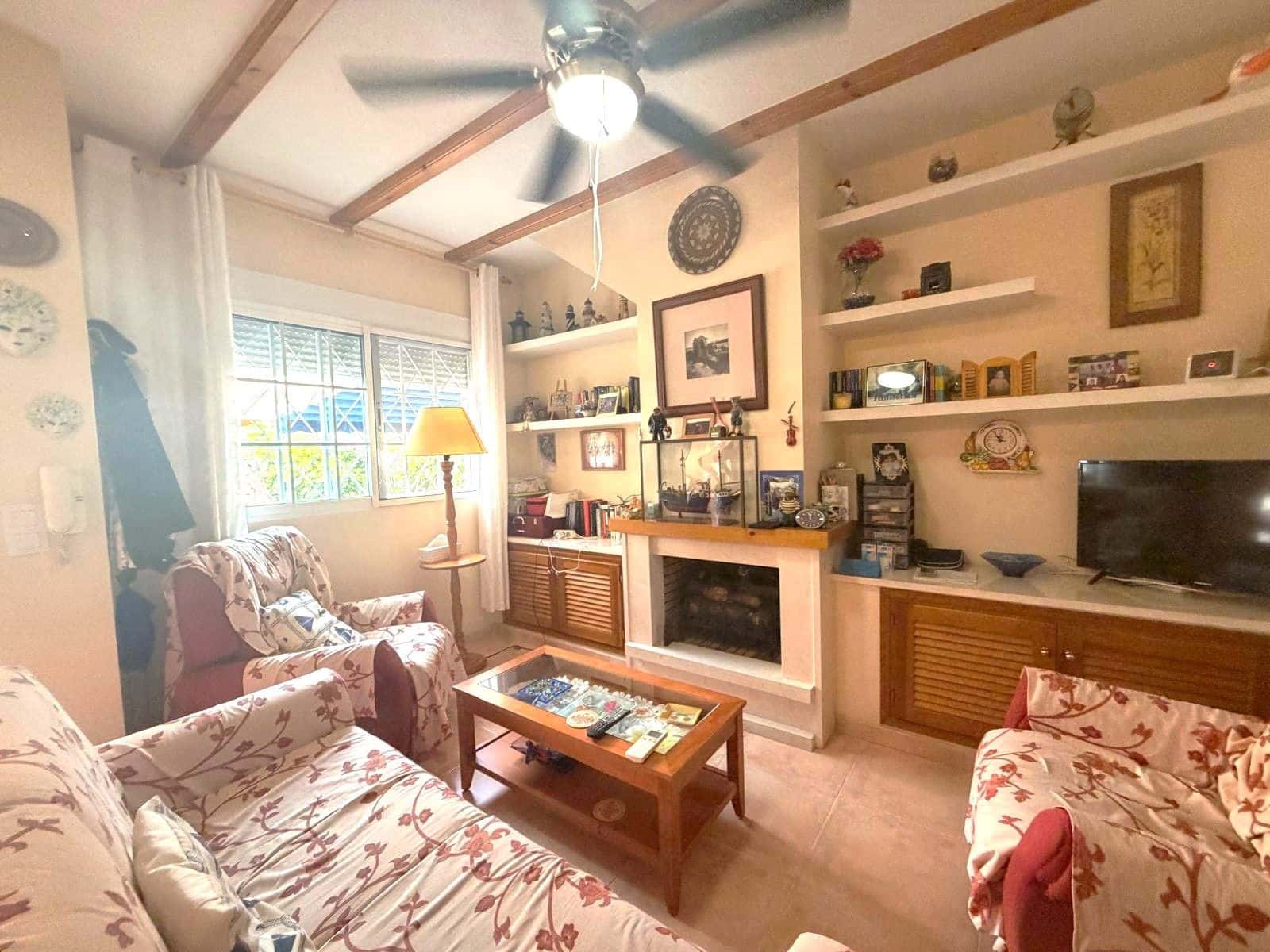 3 makuuhuone Omakotitalo myytävänä paikassa Santa Pola - 265 000 € (Ref: 9990274)
