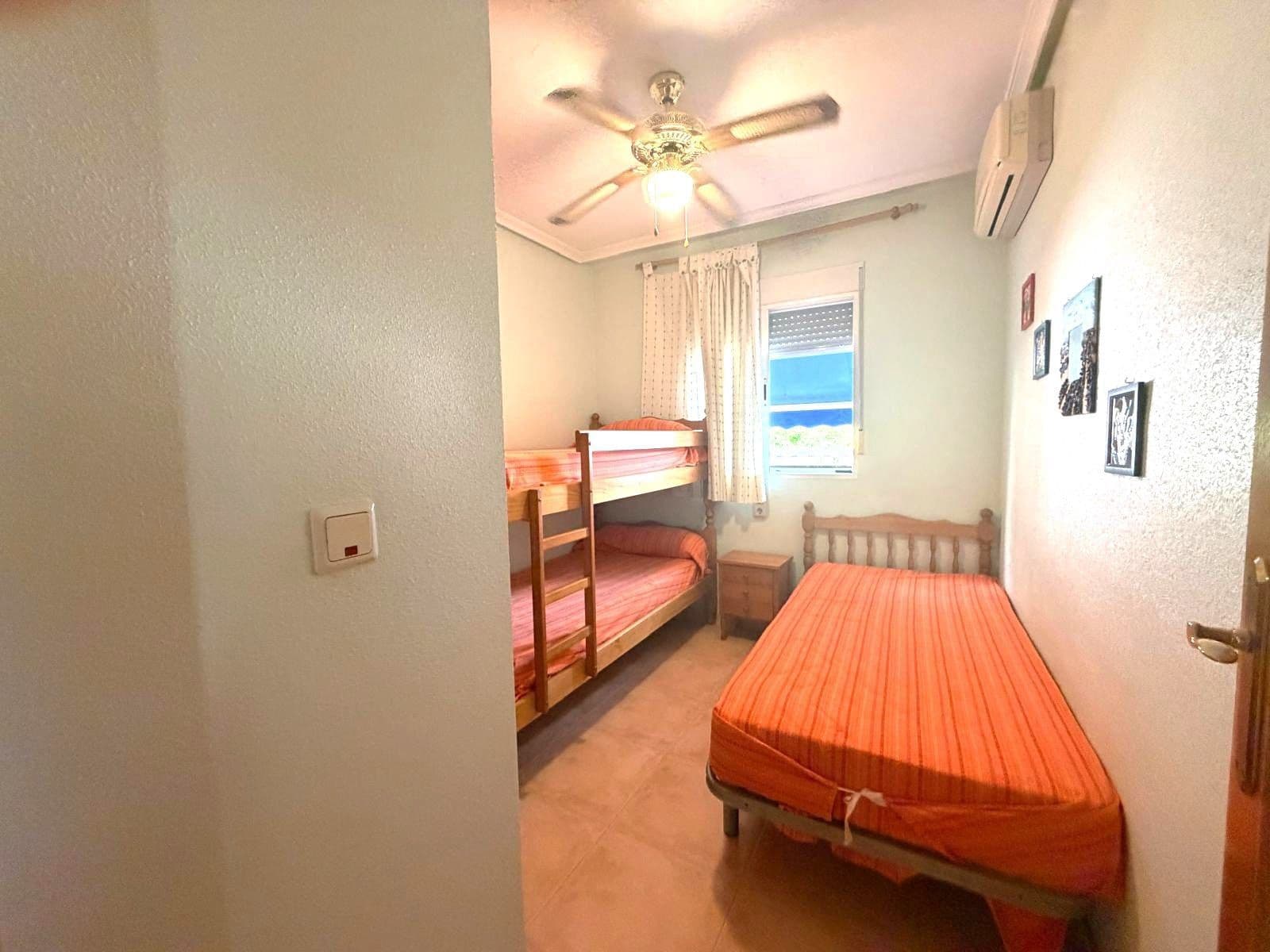 3 makuuhuone Omakotitalo myytävänä paikassa Santa Pola - 265 000 € (Ref: 9990274)