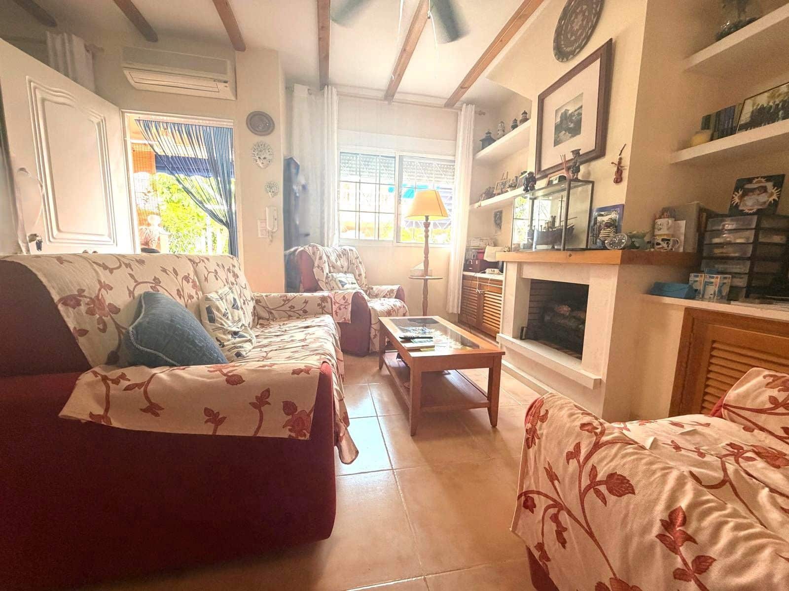 3 makuuhuone Omakotitalo myytävänä paikassa Santa Pola - 265 000 € (Ref: 9990274)