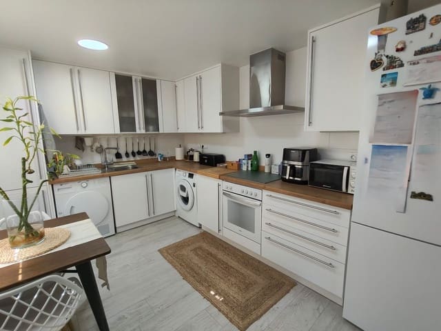 3 sovrum Lägenhet till salu i Gran Alacant, Santa Pola med pool garage - 339 000 € (Ref: 9998122)