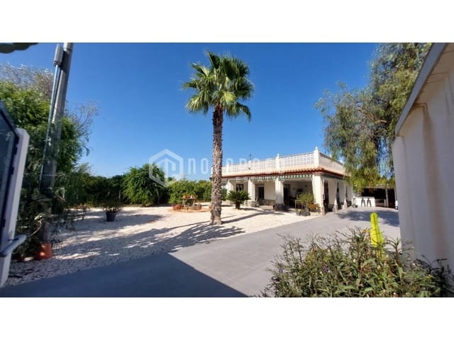 3 bedroom Villa for sale in El Altet, Elche / Elx with pool - € 375,000 (Ref: 10061698)