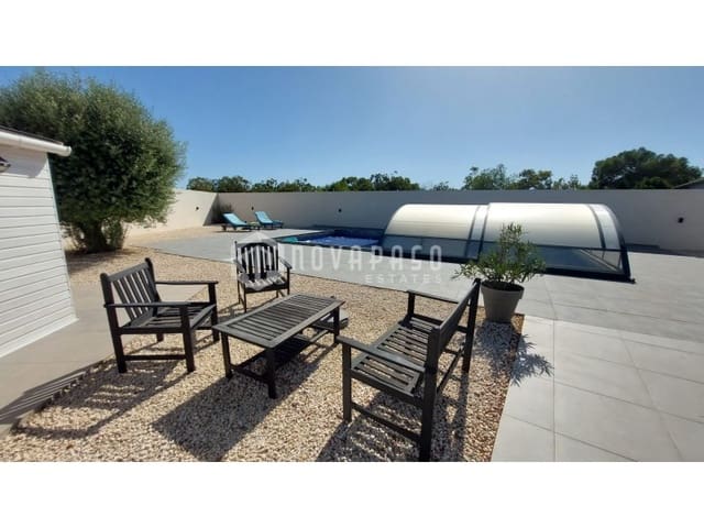 3 bedroom Villa for sale in El Altet, Elche / Elx with pool - € 375,000 (Ref: 10061698)
