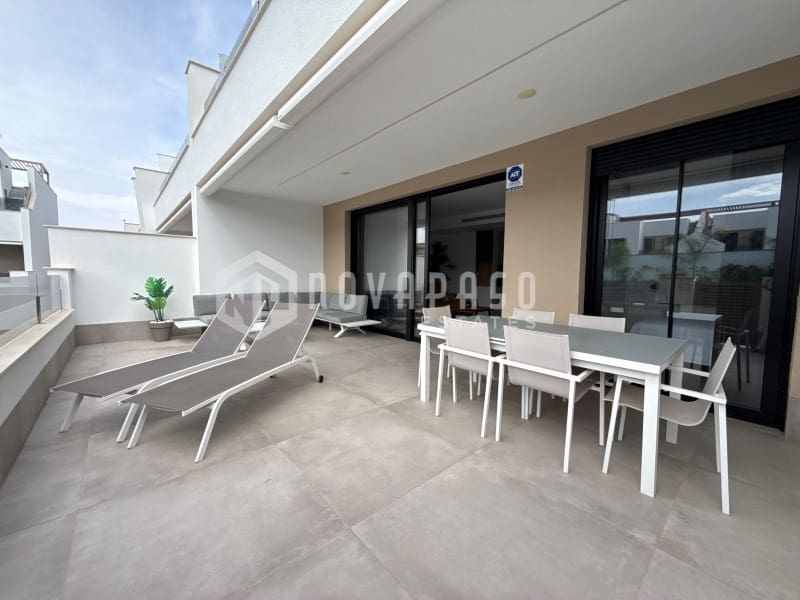 3 soveværelse Lejlighed til salg i San Pedro del Pinatar med swimmingpool - € 365.000 (Ref: 10146722)