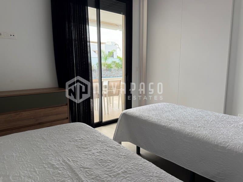 3 soveværelse Lejlighed til salg i San Pedro del Pinatar med swimmingpool - € 365.000 (Ref: 10146722)