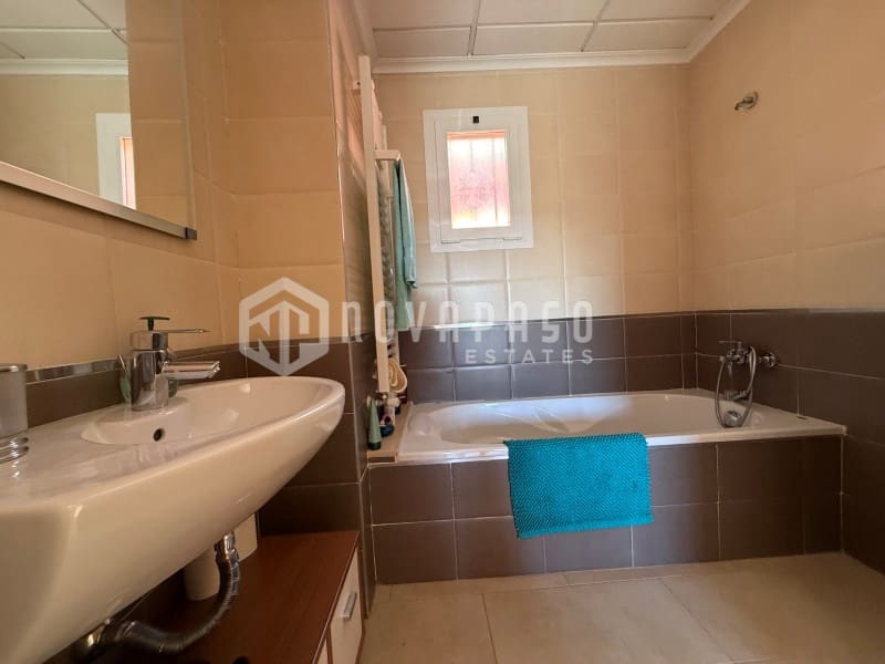 6 soverom Villa til salgs i Monforte del Cid med svømmebasseng - € 695 000 (Ref: 10146723)
