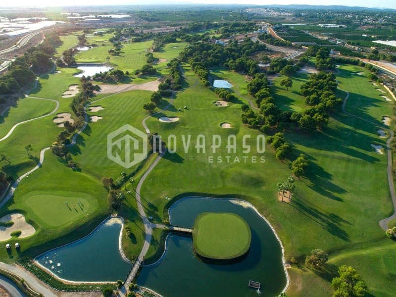 3 camera da letto Villa in vendita in Pinar de Campoverde con piscina - 499.000 € (Rif: 8973030)