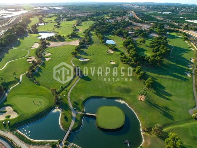 3 soveværelse Villa til salg i Pinar de Campoverde, Pilar de la Horadada med swimmingpool - € 499.000 (Ref: 8973030)