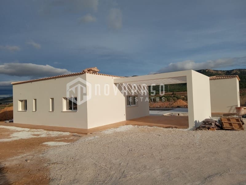 Villa/Maison à vendre à Salinas - 585 000 € (Ref: 8976471)