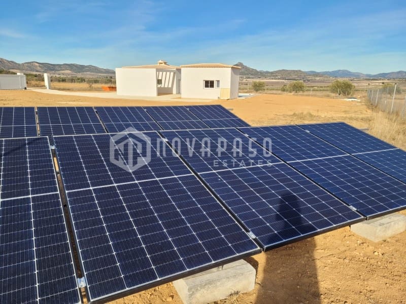 Villa/Maison à vendre à Salinas - 585 000 € (Ref: 8976471)