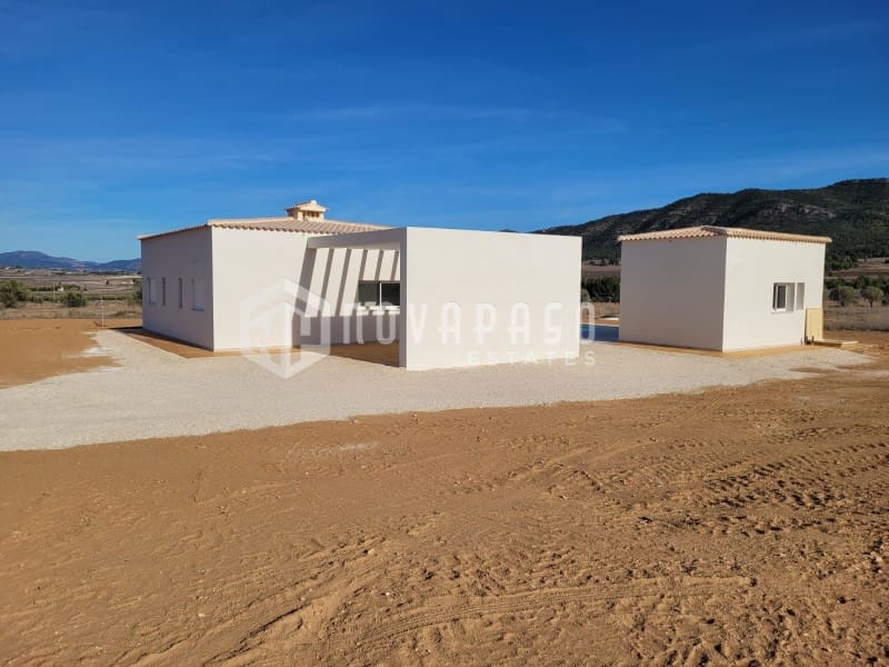 Villa/Maison à vendre à Salinas - 585 000 € (Ref: 8976471)