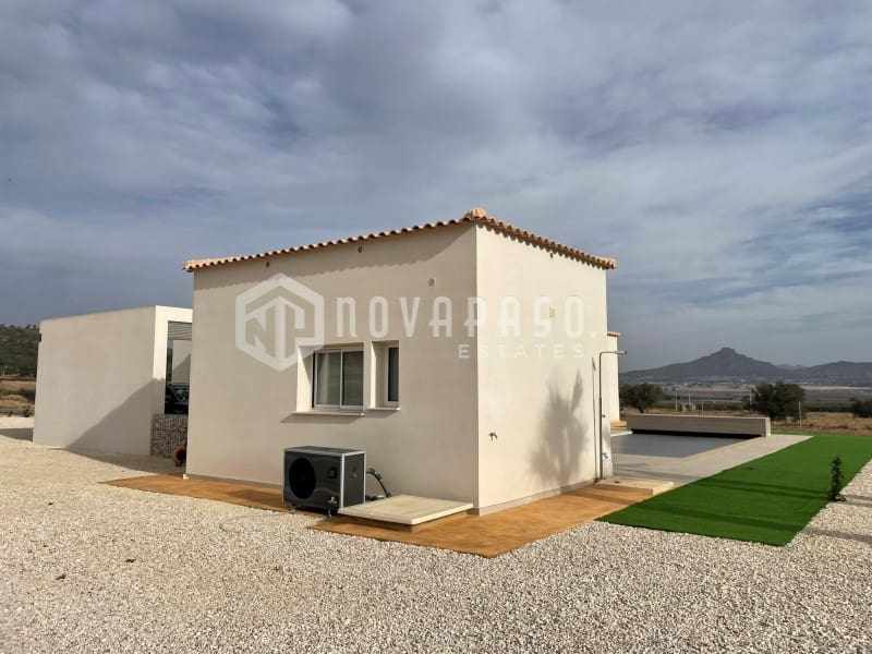 Villa/Maison à vendre à Salinas avec piscine - 585 000 € (Ref: 8976471)