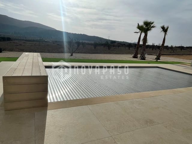 Villa til salgs i Salinas - € 585 000 (Ref: 8976471)