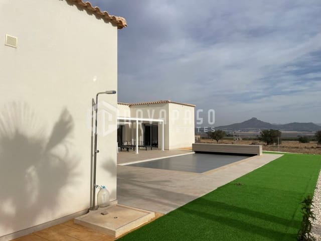 Villa til salgs i Salinas - € 585 000 (Ref: 8976471)