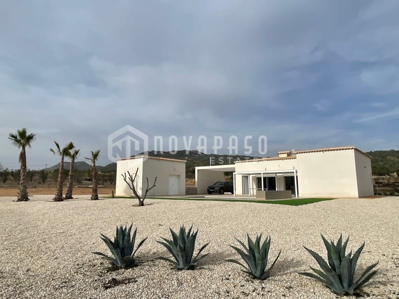 Villa/Maison à vendre à Salinas avec piscine - 585 000 € (Ref: 8976471)
