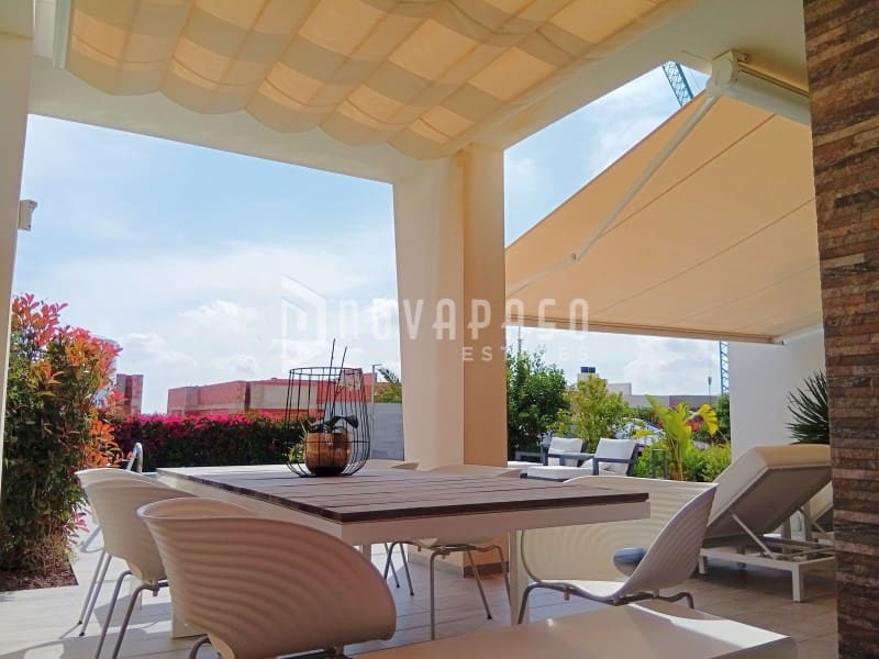 2 bedroom Villa for sale in Algorfa with pool - € 660,000 (Ref: 8986252)