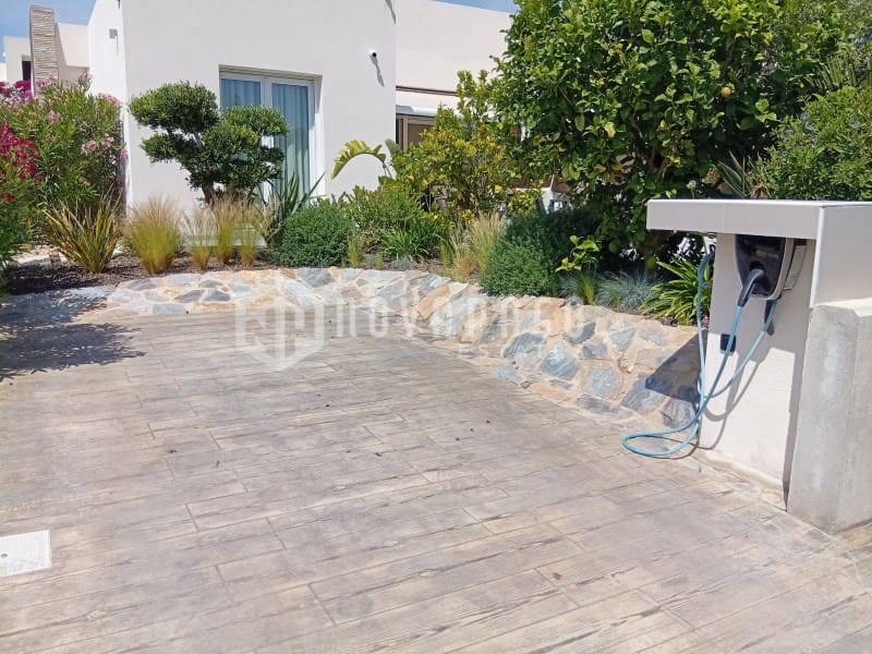2 bedroom Villa for sale in Algorfa with pool - € 660,000 (Ref: 8986252)