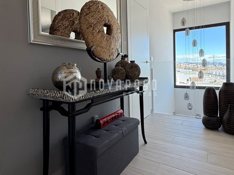 3 makuuhuone Huvila myytävänä paikassa Finestrat mukana uima-altaan - 585 000 € (Ref: 9400742)