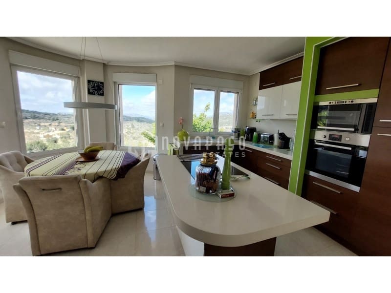 2 bedroom Villa for sale in Abanilla with pool garage - € 475,000 (Ref: 9446672)