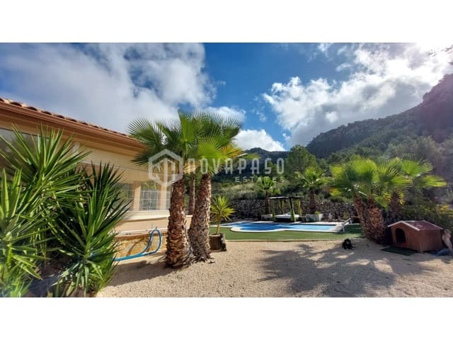 2 bedroom Villa for sale in Abanilla with pool garage - € 475,000 (Ref: 9446672)