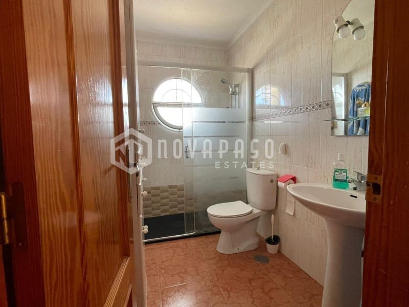 2 sovrum Bungalow till salu i Orihuela Costa med pool - 184 000 € (Ref: 9543387)