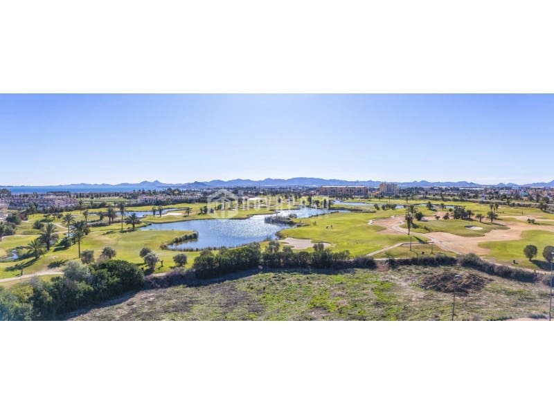 2 soverom Leilighet til salgs i Los Alcazares med svømmebasseng - € 279 000 (Ref: 9625585)