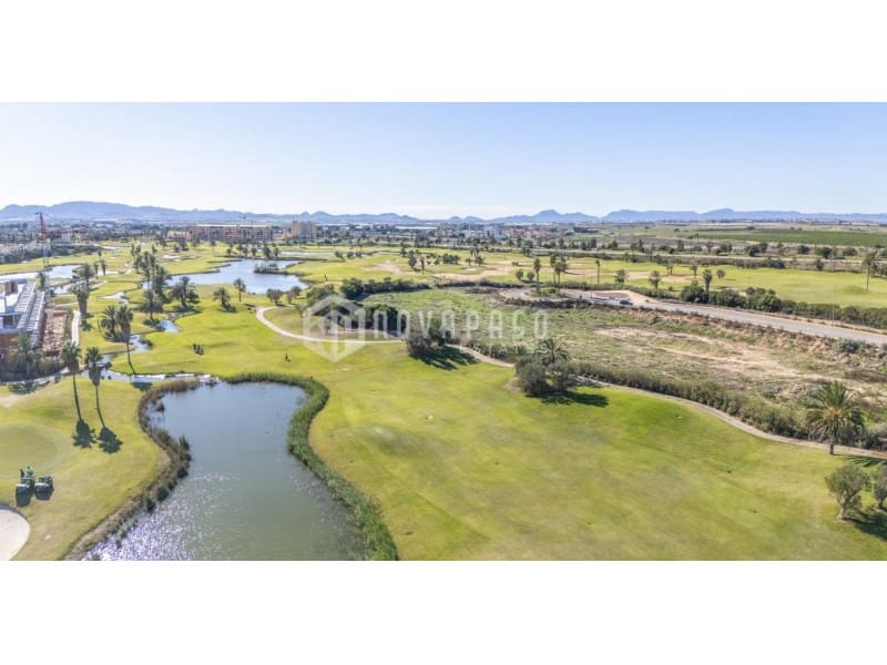 2 soverom Leilighet til salgs i Los Alcazares med svømmebasseng - € 279 000 (Ref: 9625585)