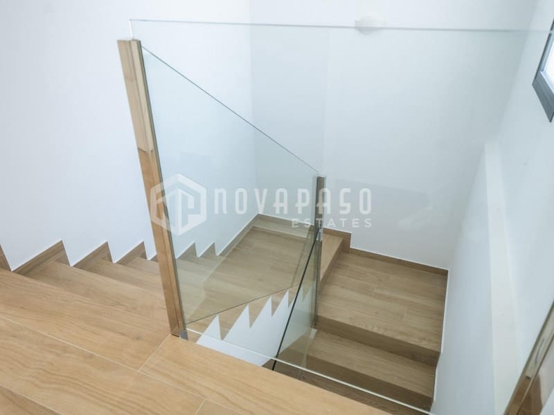 3 soveværelse Villa til salg i Algorfa med swimmingpool - € 473.000 (Ref: 9625588)