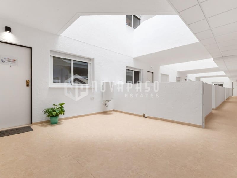 2 Zimmer Apartment zu verkaufen in Orihuela Costa mit Pool - 187.500 € (Ref: 9625589)