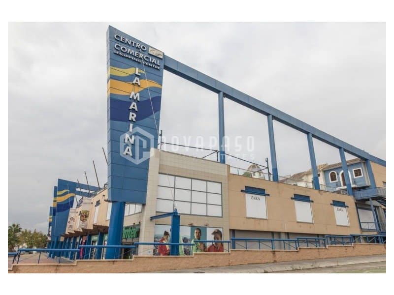 4 soveværelse Villa til salg i Finestrat med swimmingpool - € 875.000 (Ref: 9625600)