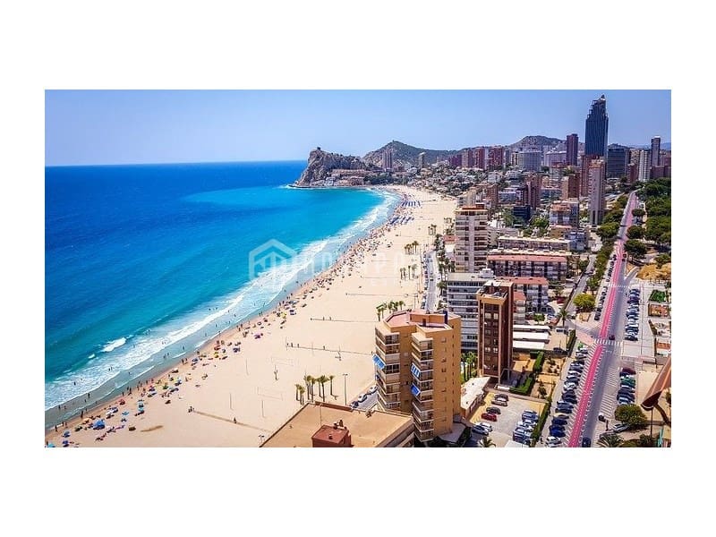 4 soveværelse Villa til salg i Finestrat med swimmingpool - € 875.000 (Ref: 9625600)