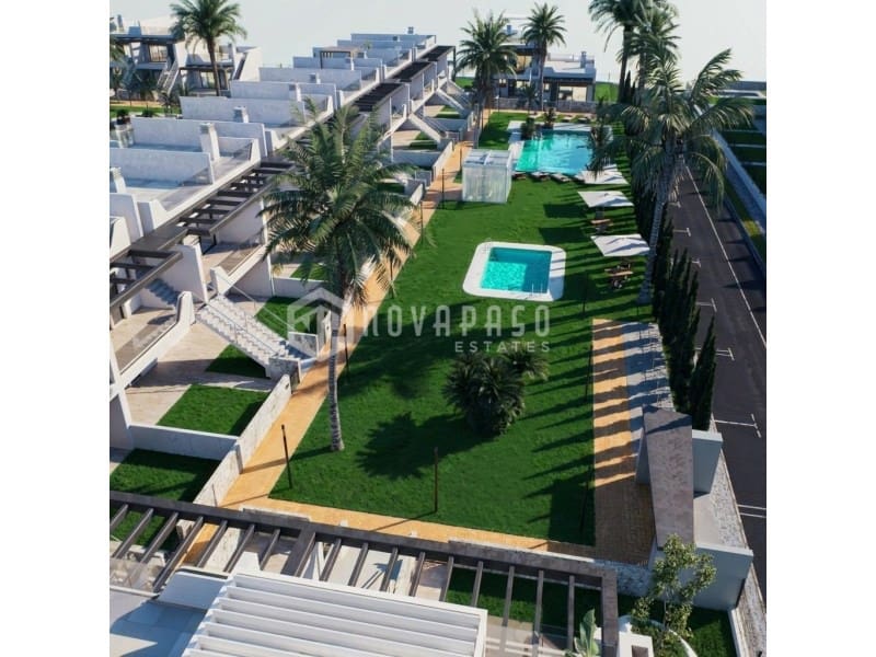 2 quarto Bungalow para venda em Pilar de la Horadada com piscina - 299 900 € (Ref: 9625615)