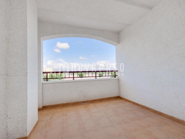 Apartamento de 2 habitaciones en Daya Vieja en venta con piscina - 146.000 € (Ref: 9625620)