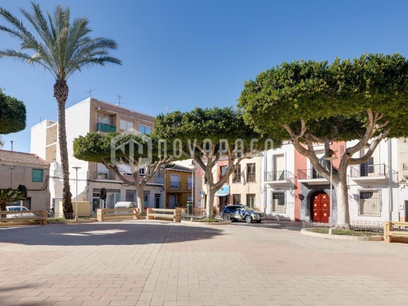 2 sovrum Lägenhet till salu i Daya Vieja med pool - 146 000 € (Ref: 9625620)