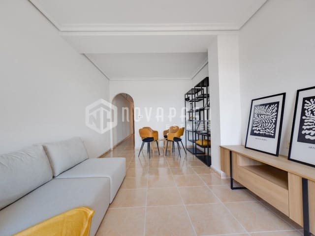 Apartamento de 2 habitaciones en Daya Vieja en venta con piscina - 165.000 € (Ref: 9625624)