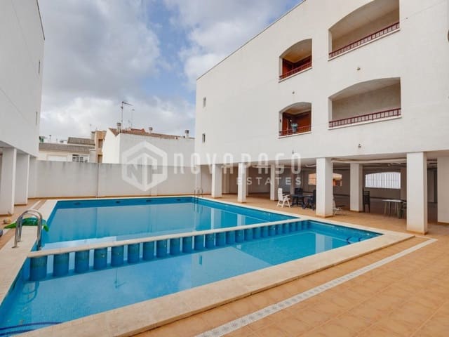 Apartamento de 2 habitaciones en Daya Vieja en venta con piscina - 165.000 € (Ref: 9625624)