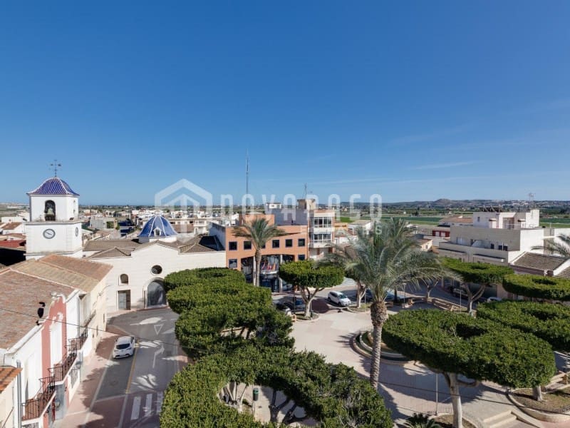 1 soverom Leilighet til salgs i Daya Vieja med svømmebasseng - € 105 000 (Ref: 9625625)