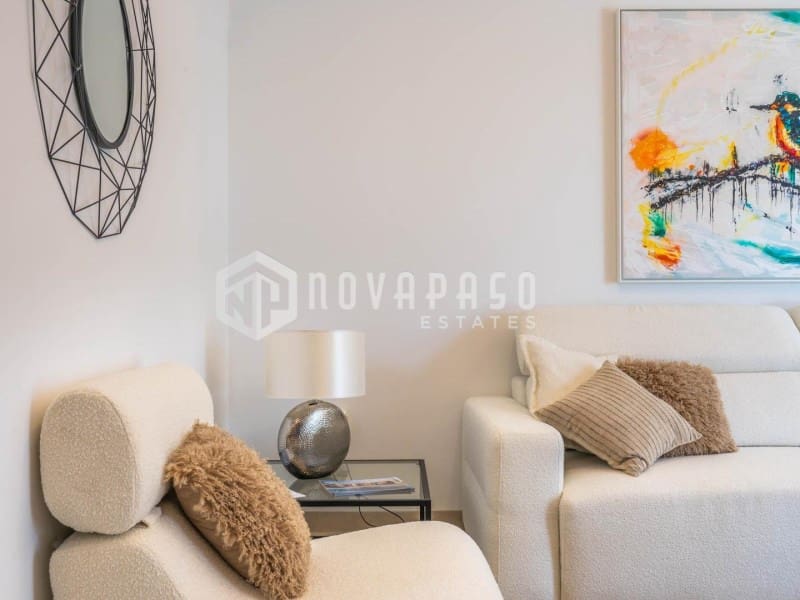 3 slaapkamer Villa te koop in Roldan met zwembad - € 399.950 (Ref: 9625640)