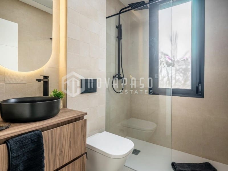 3 makuuhuone Huvila myytävänä paikassa Roldan mukana uima-altaan - 415 950 € (Ref: 9625640)