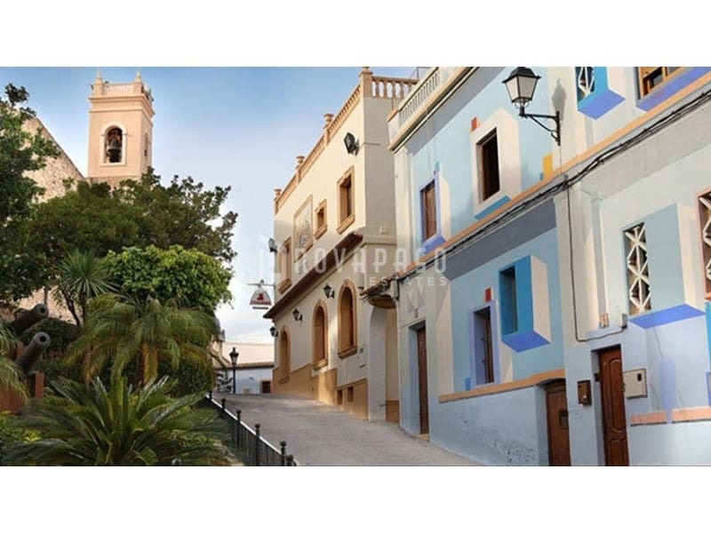 2 bedroom Apartment for sale in Calpe / Calp with pool - € 650,000 (Ref: 9625655)