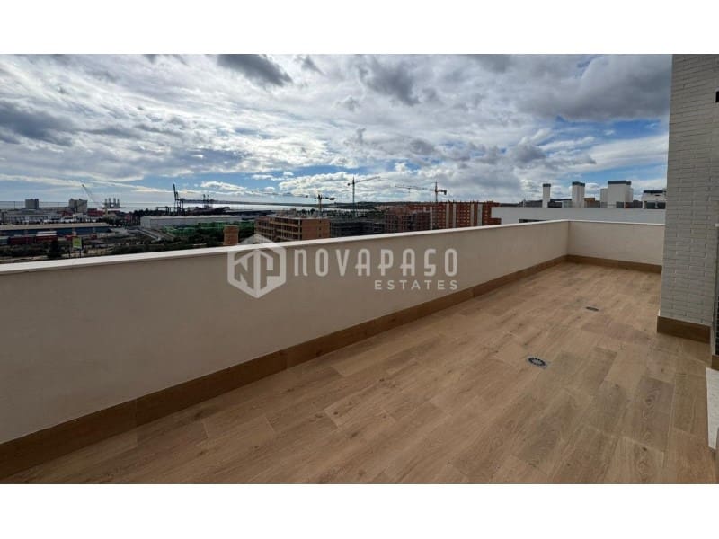 3 sovrum Takvåning till salu i Alicante stad med pool - 499 000 € (Ref: 9625660)