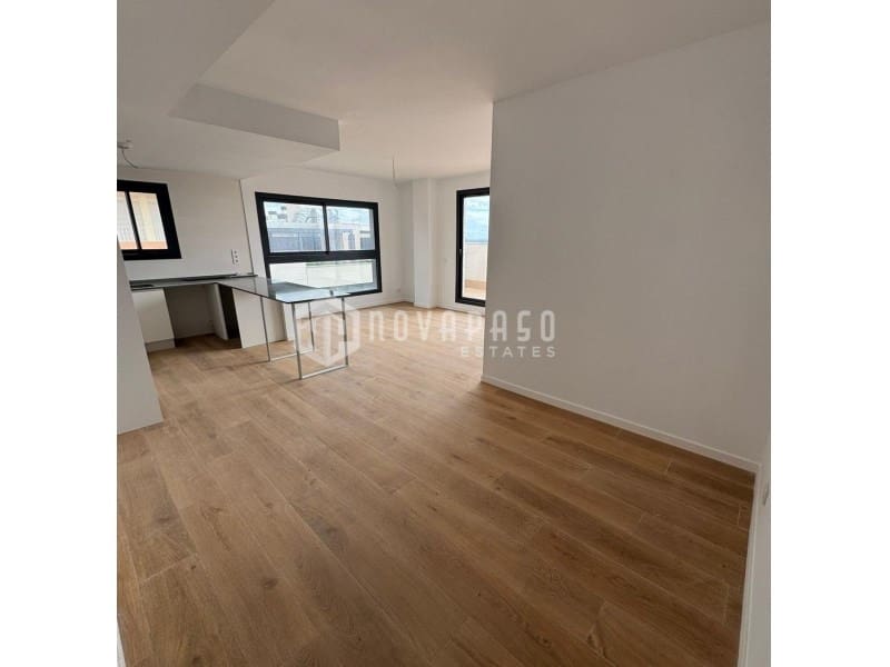 3 sovrum Takvåning till salu i Alicante stad med pool - 499 000 € (Ref: 9625660)