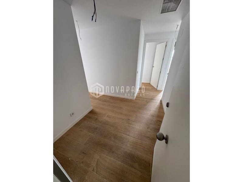 3 sovrum Takvåning till salu i Alicante stad med pool - 499 000 € (Ref: 9625660)