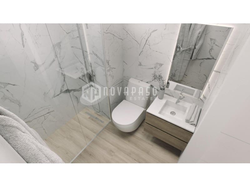 Apartment zu verkaufen in Torrevieja mit Pool - 129.500 € (Ref: 9625666)