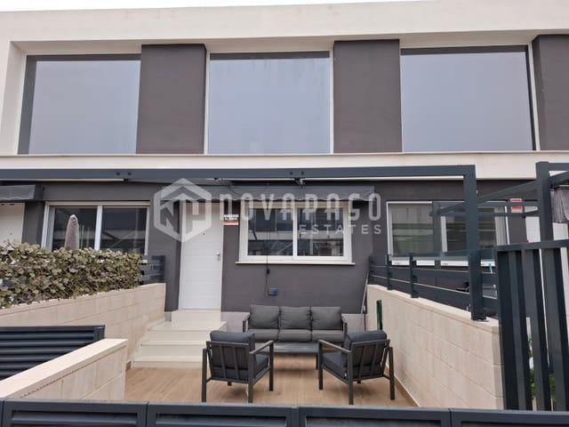3 soveværelse Byhus til salg i Gran Alacant, Santa Pola - € 299.000 (Ref: 9666275)