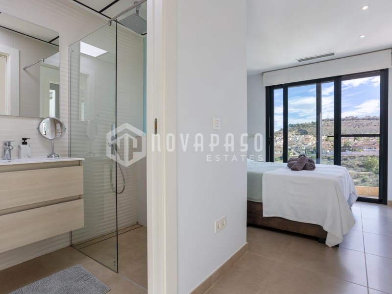 Huis te koop in Benijofar - € 439.000 (Ref: 9677081)