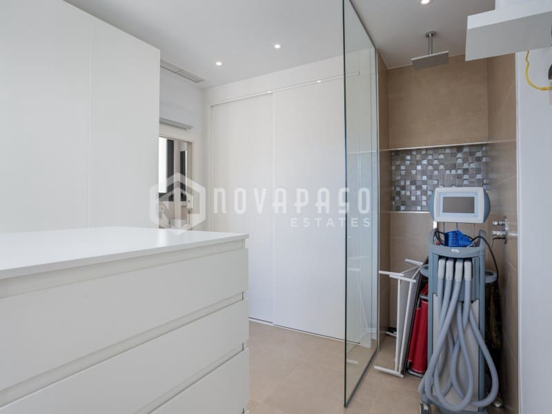 Huis te koop in Benijofar - € 439.000 (Ref: 9677081)